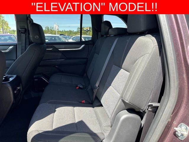 2025 GMC Acadia Elevation