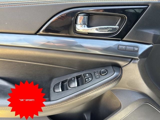 2023 Nissan Maxima SR