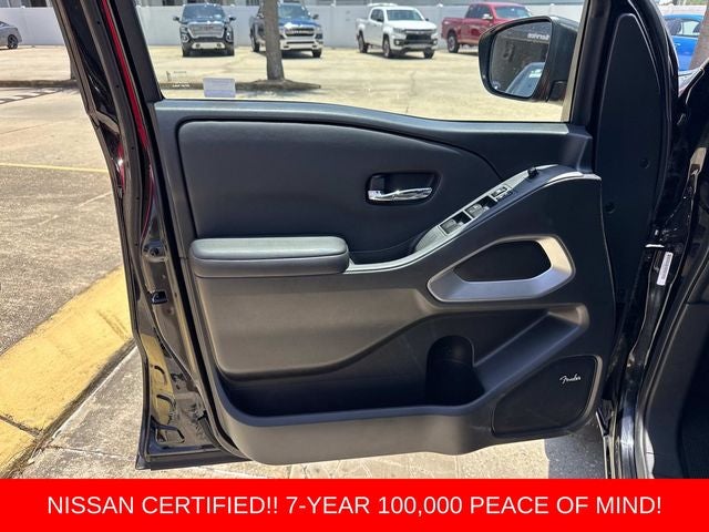 2024 Nissan Frontier SV