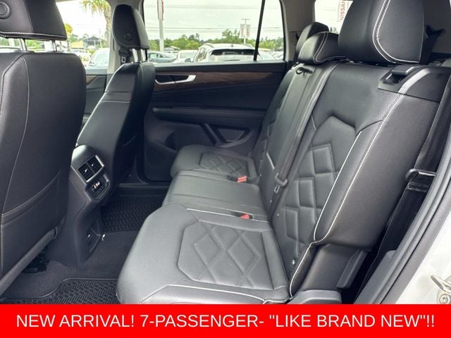 2025 Volkswagen Atlas 2.0T SE