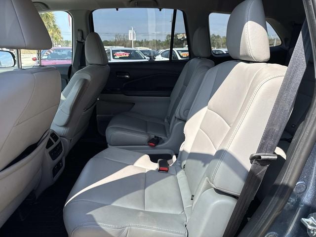 2021 Honda Pilot Touring 7 Passenger