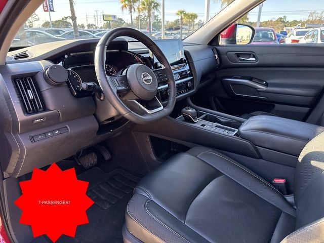 2023 Nissan Pathfinder SL