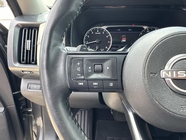 2023 Nissan Pathfinder SL