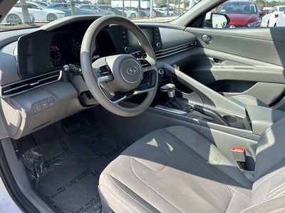 2023 Hyundai Elantra SEL