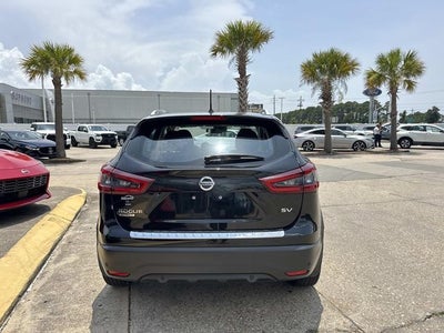 2022 Nissan Rogue Sport SV