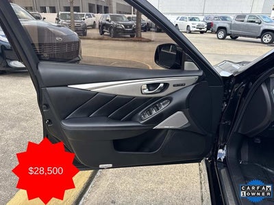 2022 INFINITI Q50 LUXE