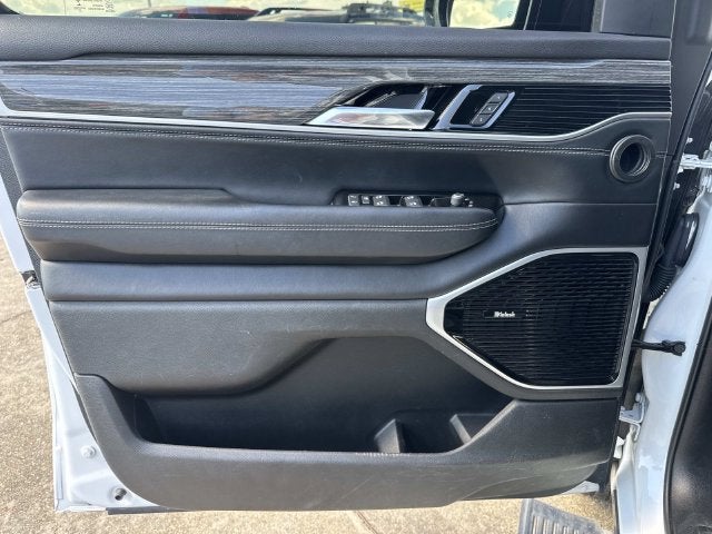 2022 Jeep Wagoneer Series III