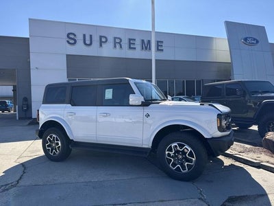 2025 Ford Bronco Outer Banks