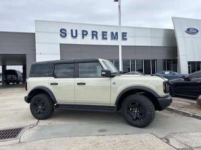 2025 Ford Bronco Outer Banks