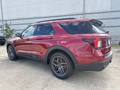 2027 Ford Explorer ST-Line