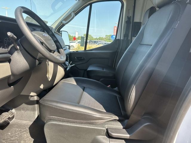 2025 Ford Transit-250 XL