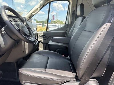 2025 Ford Transit-250 XL