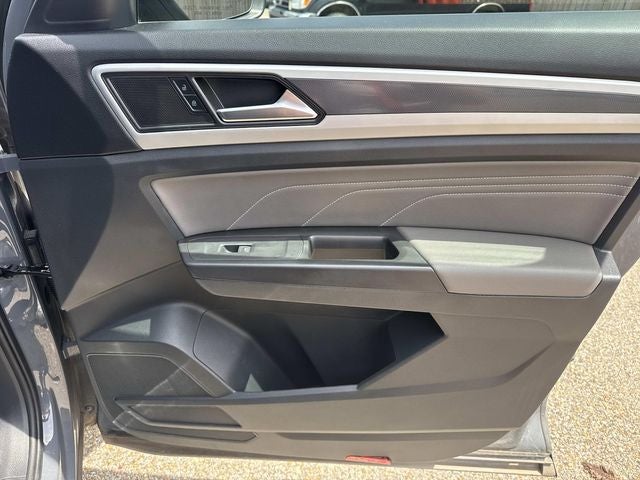 2023 Volkswagen Atlas Cross Sport 2.0T SEL R-Line Black
