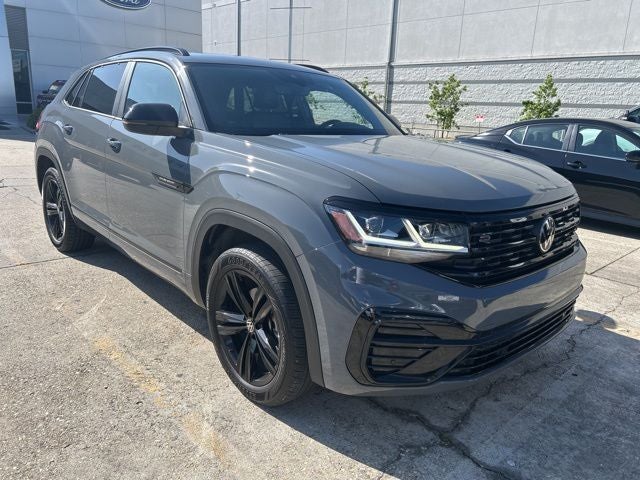 2023 Volkswagen Atlas Cross Sport 2.0T SEL R-Line