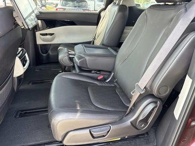 2022 Kia Carnival SX